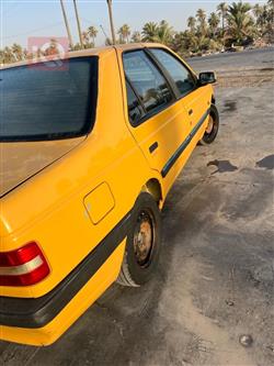 Peugeot 405